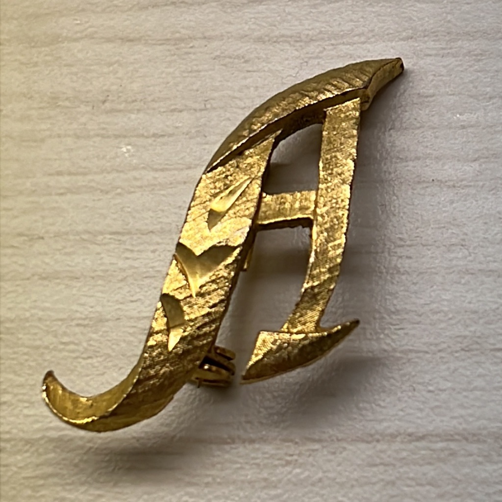 Vintage Mamselle Lettera Initial Monogram Brooch Textured Cursive Gold Tone Pin